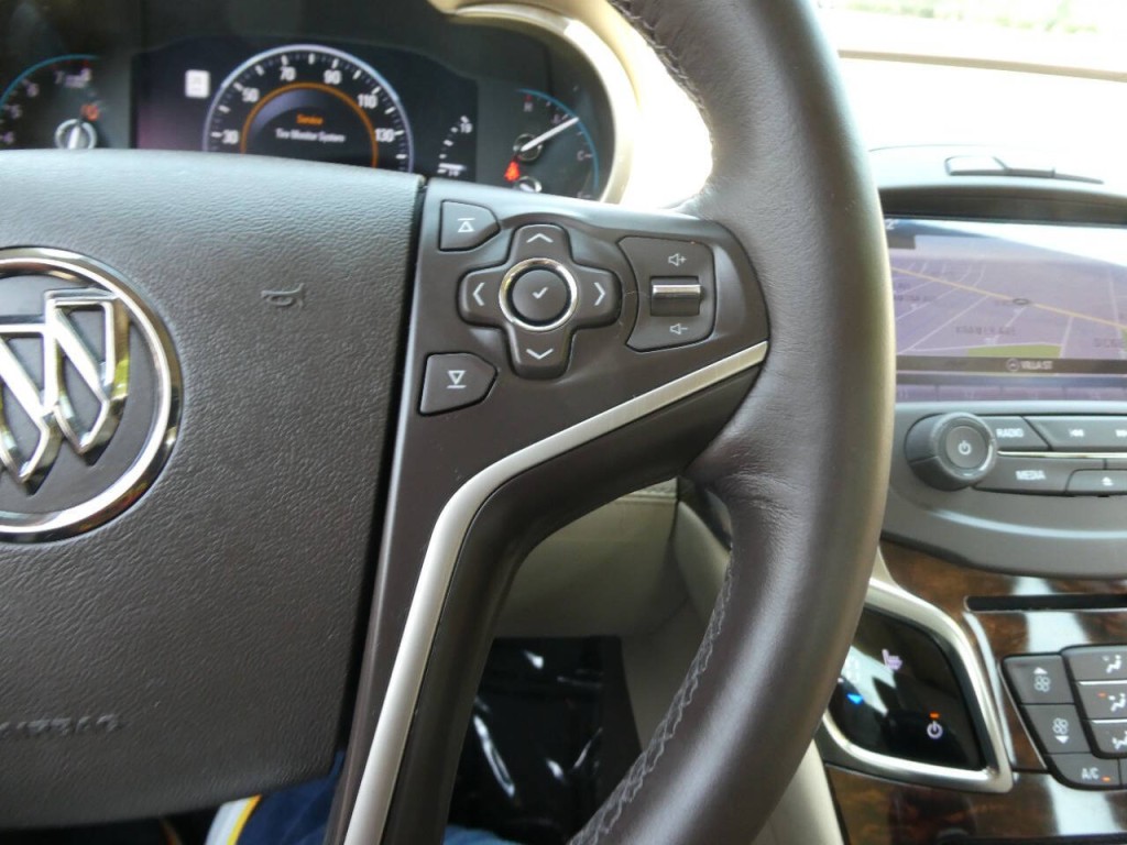 2016 Buick LaCrosse Image 15