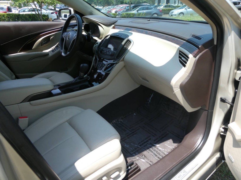 2016 Buick LaCrosse Image 21
