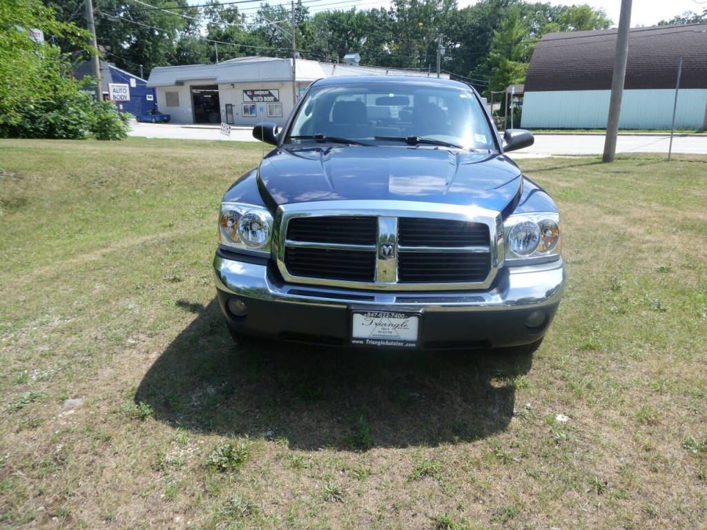 2005 Dodge Dakota Image 3