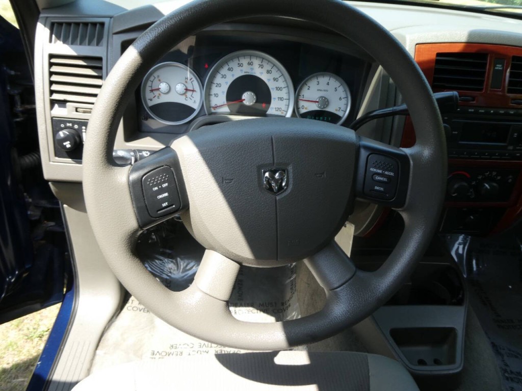 2005 Dodge Dakota Image 12