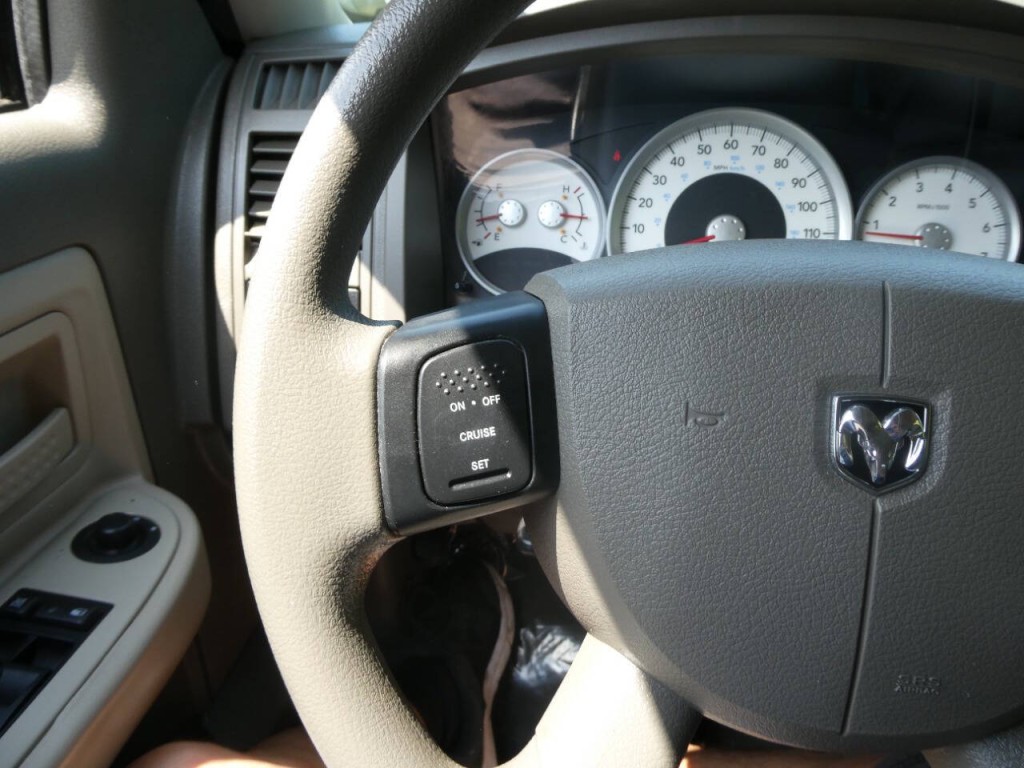 2005 Dodge Dakota Image 14