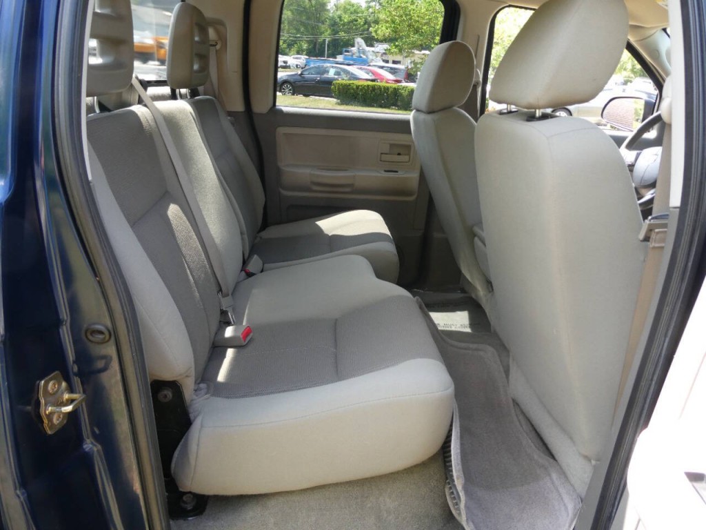 2005 Dodge Dakota Image 19