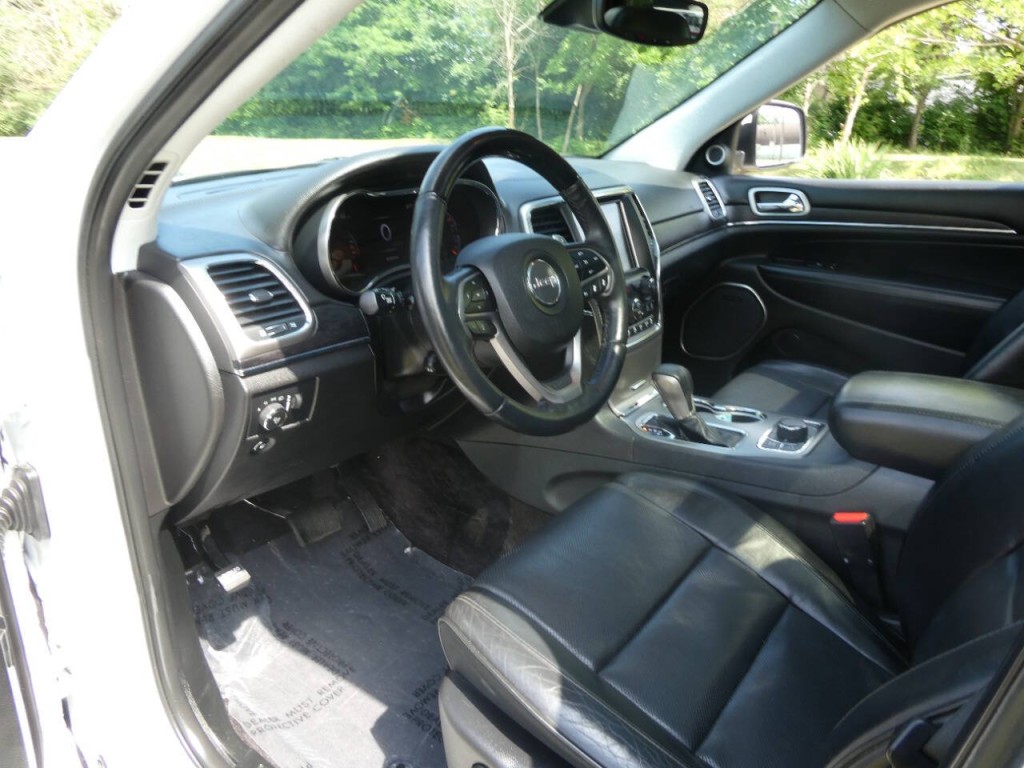 2017 Jeep Grand Cherokee Image 10