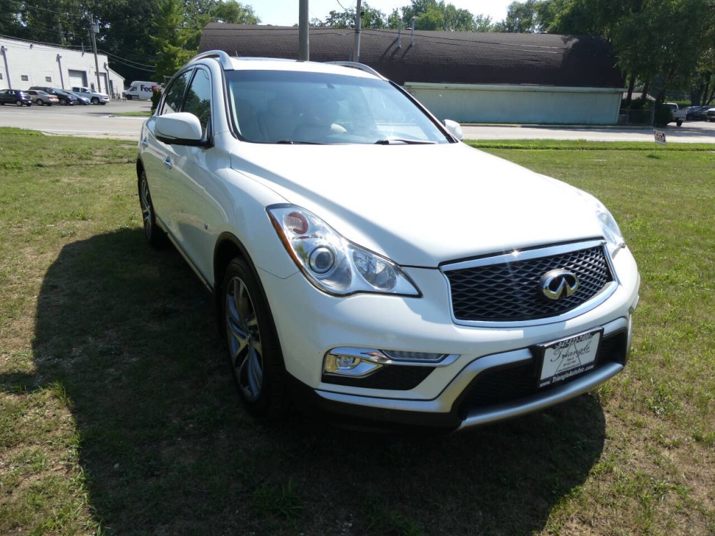 2016 INFINITI QX50 Image 3