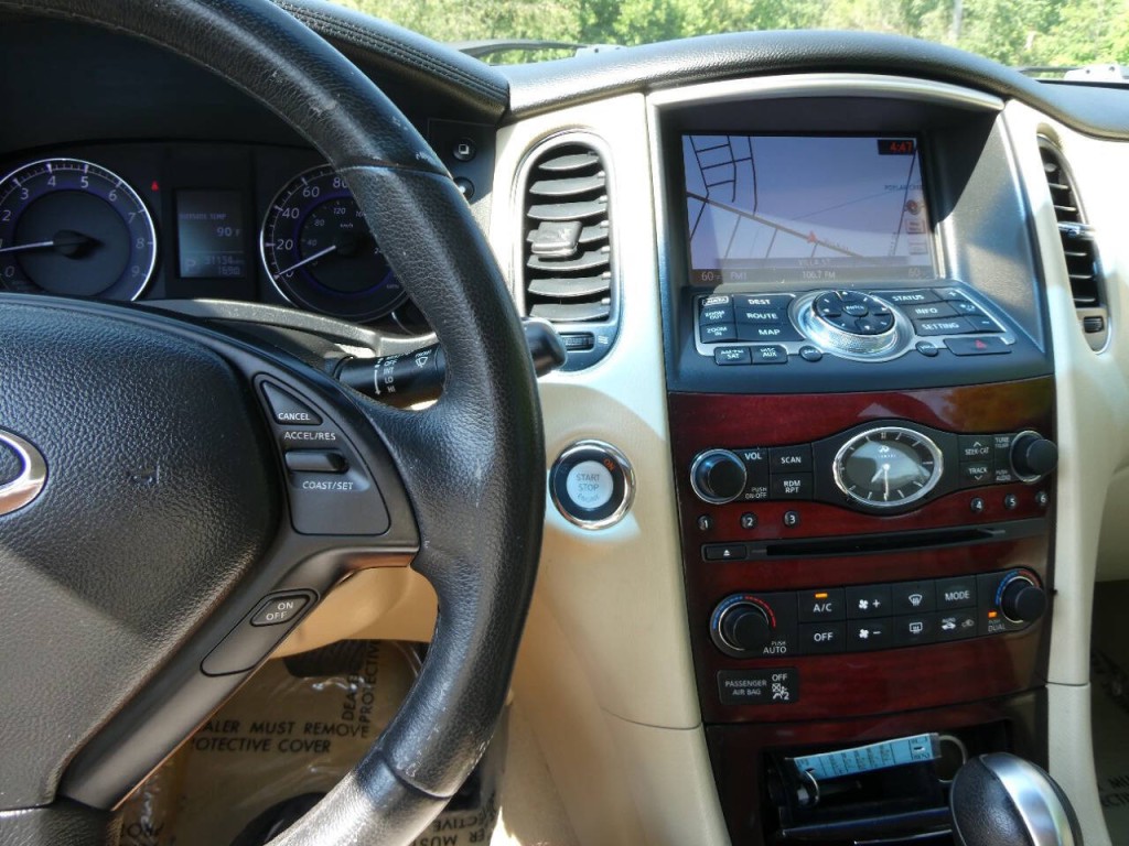 2016 INFINITI QX50 Image 13