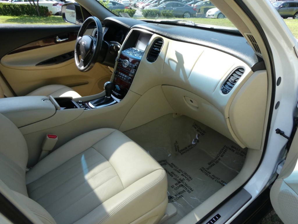 2016 INFINITI QX50 Image 20