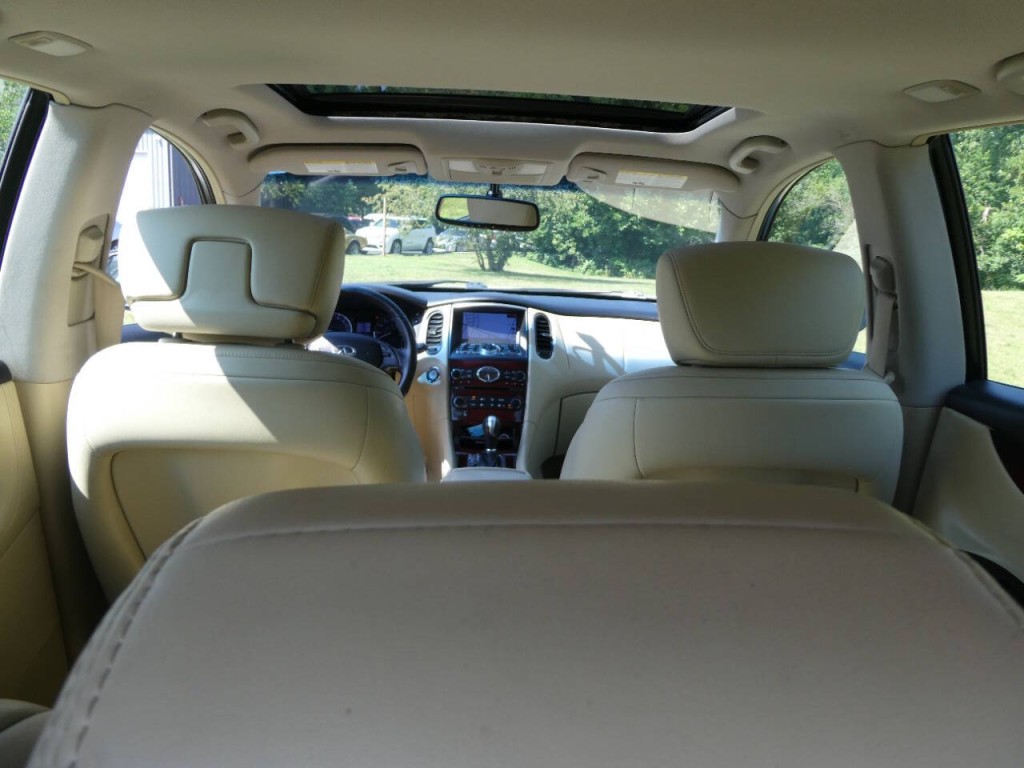 2016 INFINITI QX50 Image 23
