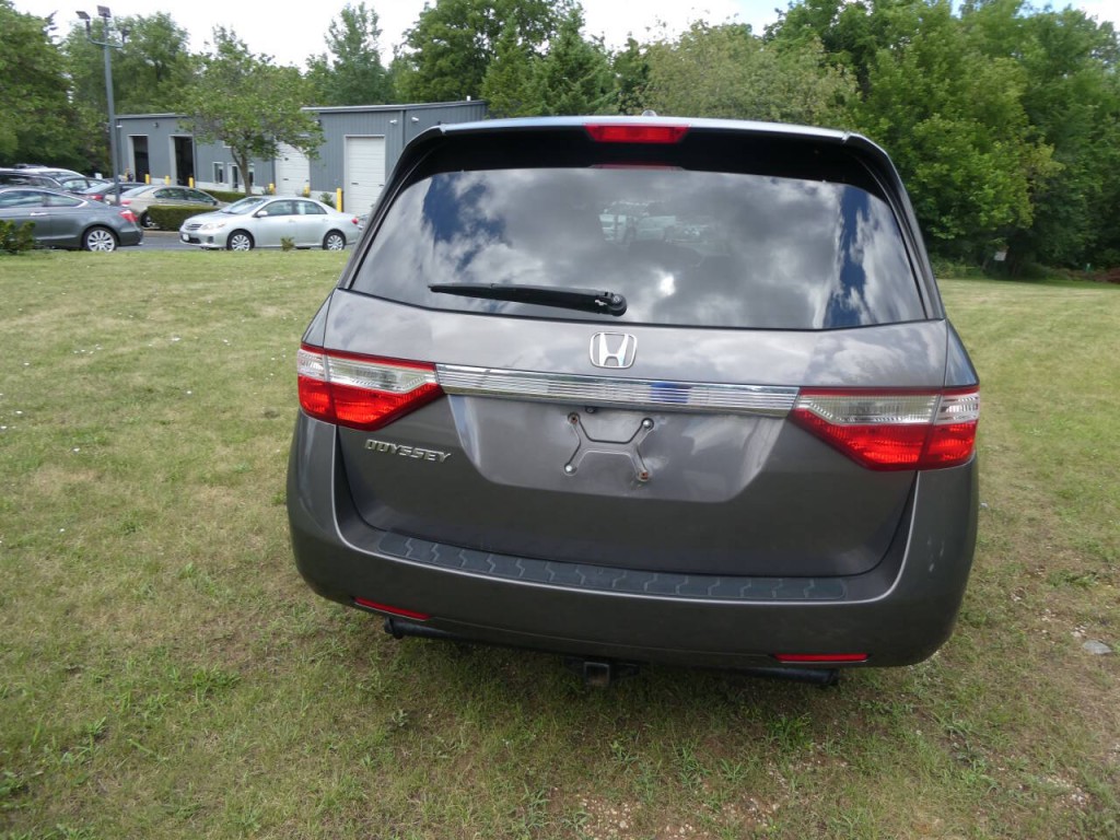 2012 Honda Odyssey Image 7