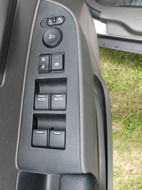 2012 Honda Odyssey Image 26