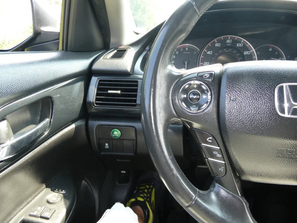 2013 Honda Accord Image 14