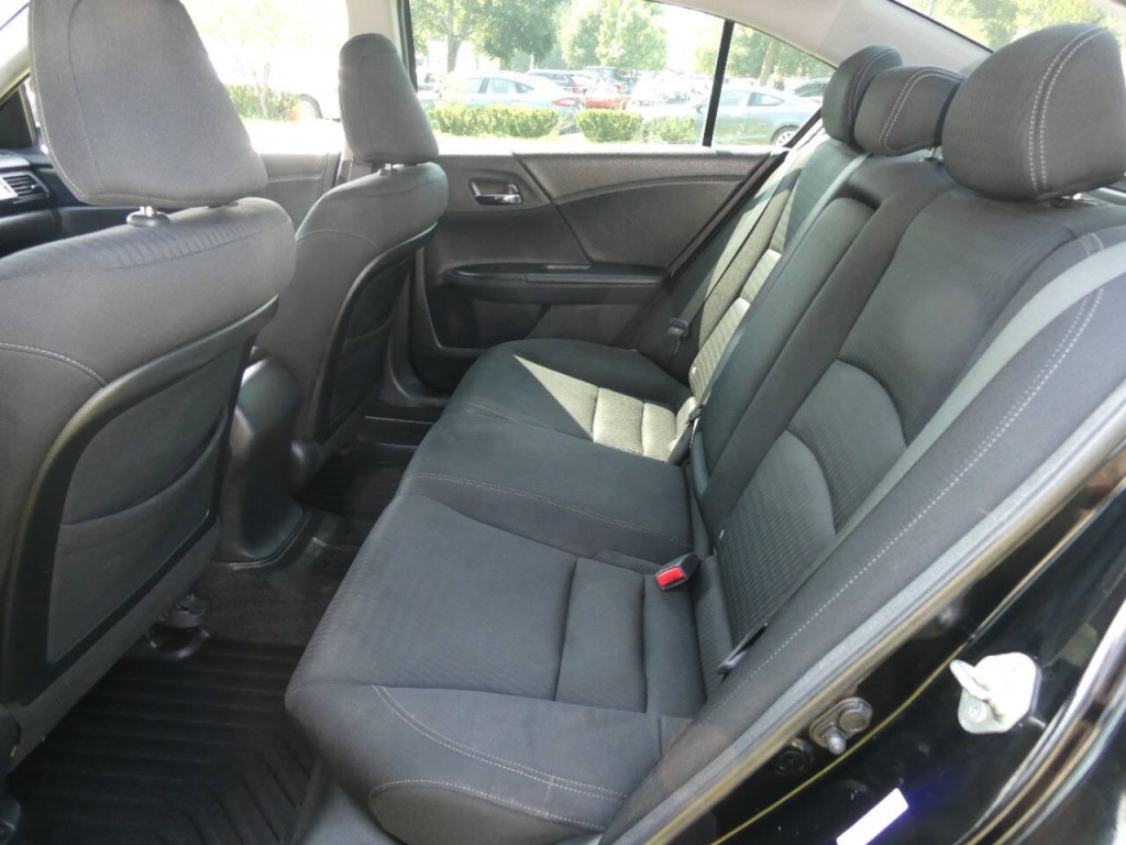 2013 Honda Accord Image 20