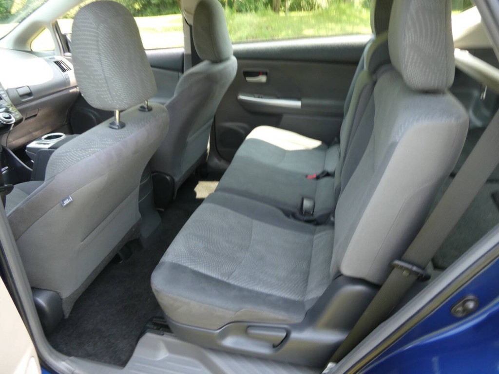 2013 Toyota Prius Image 22