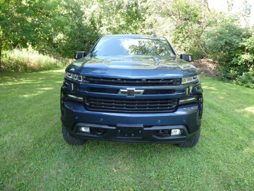 2019 Chevrolet Silverado 1500 Image 2