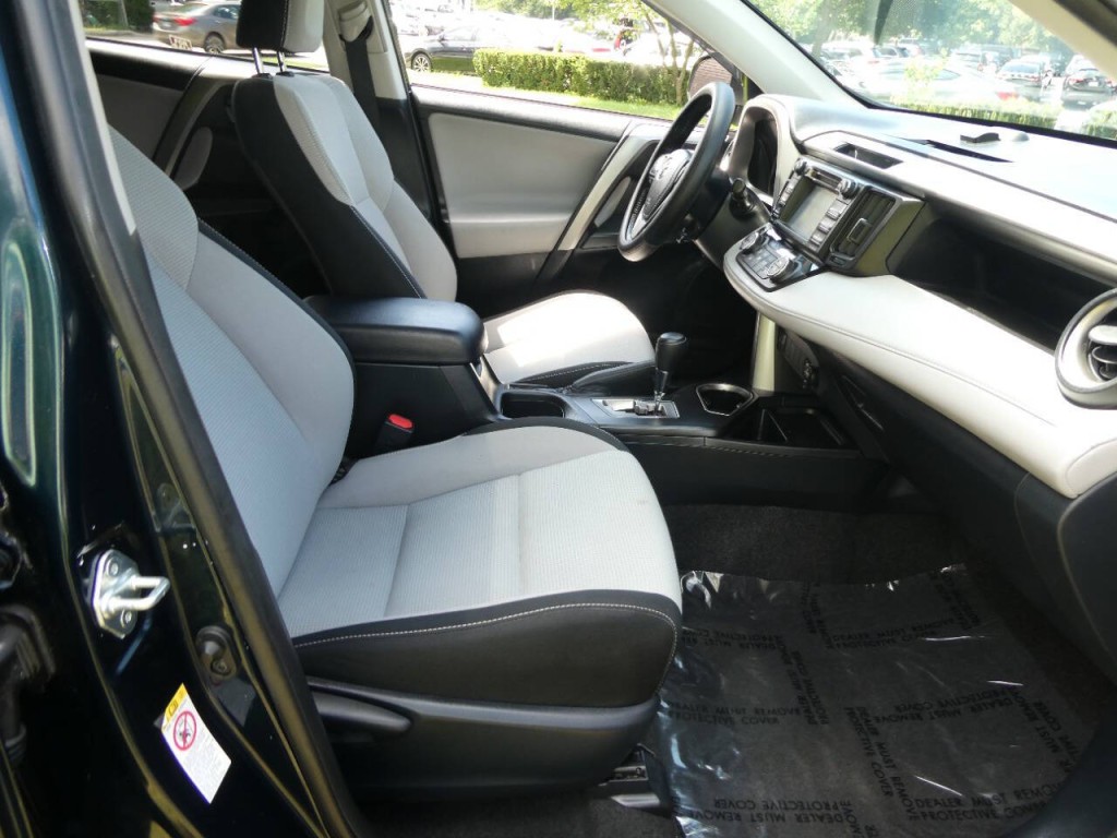 2018 Toyota Rav4 Image 18