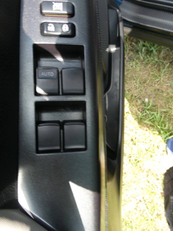 2018 Toyota Rav4 Image 18