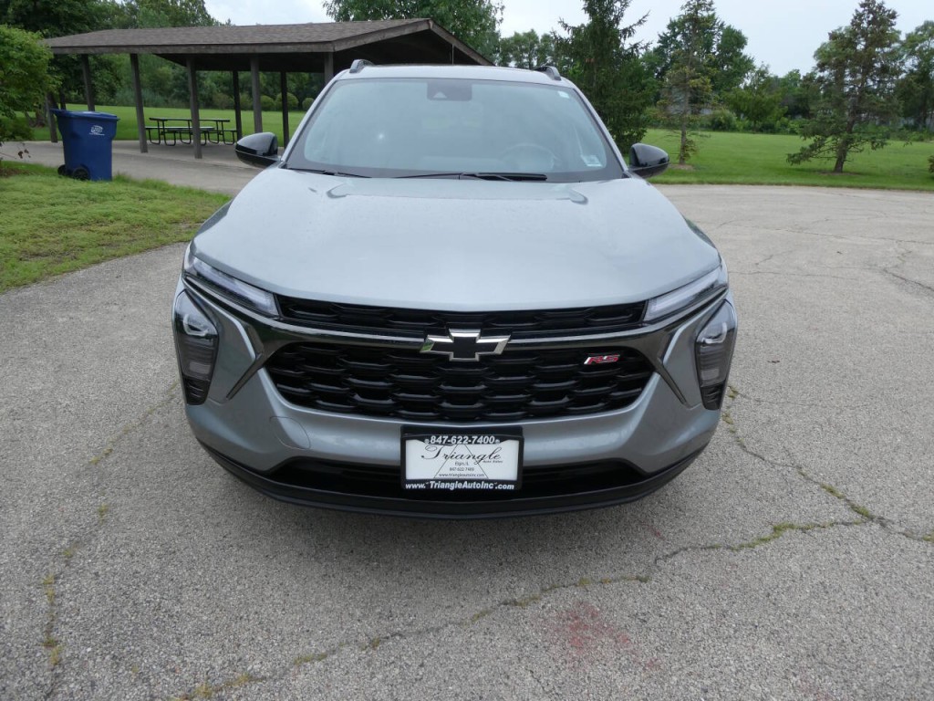 2024 Chevrolet Trax Image 2