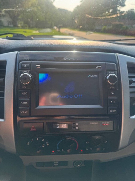 2013 Toyota Tacoma Image 15