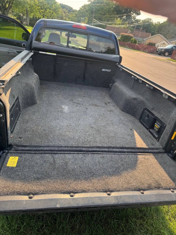 2013 Toyota Tacoma Image 23