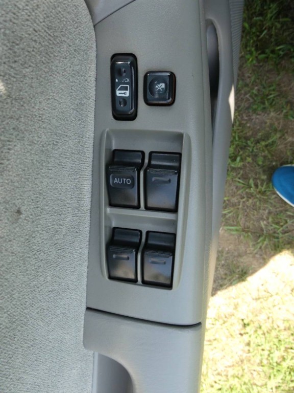 2005 Toyota Corolla Image 21