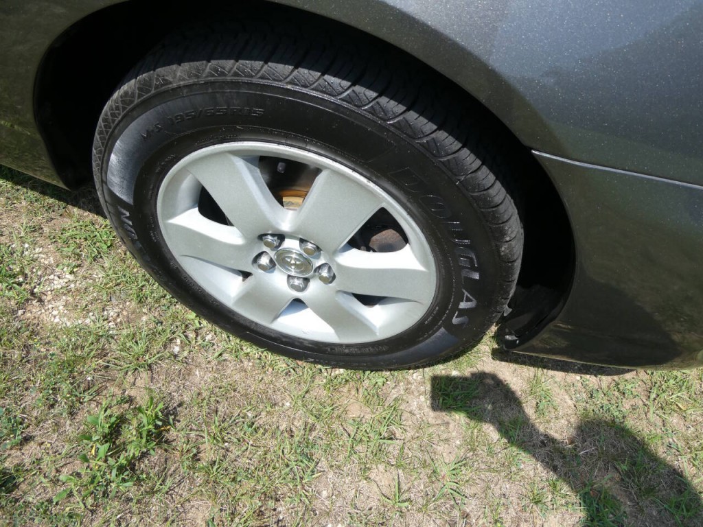 2005 Toyota Corolla Image 24