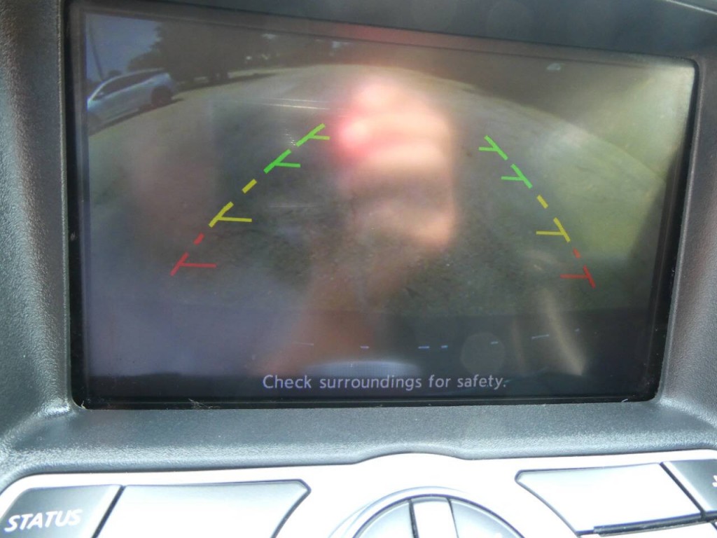2011 INFINITI G37 Image 17