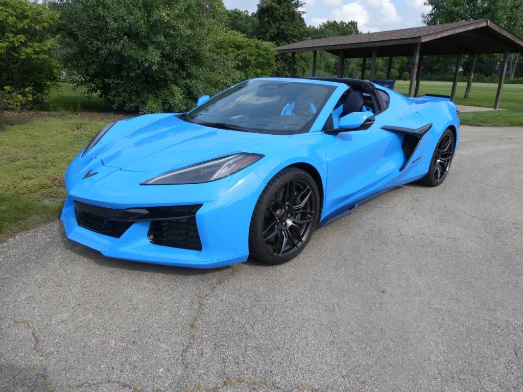 2024 Chevrolet Corvette Image 1