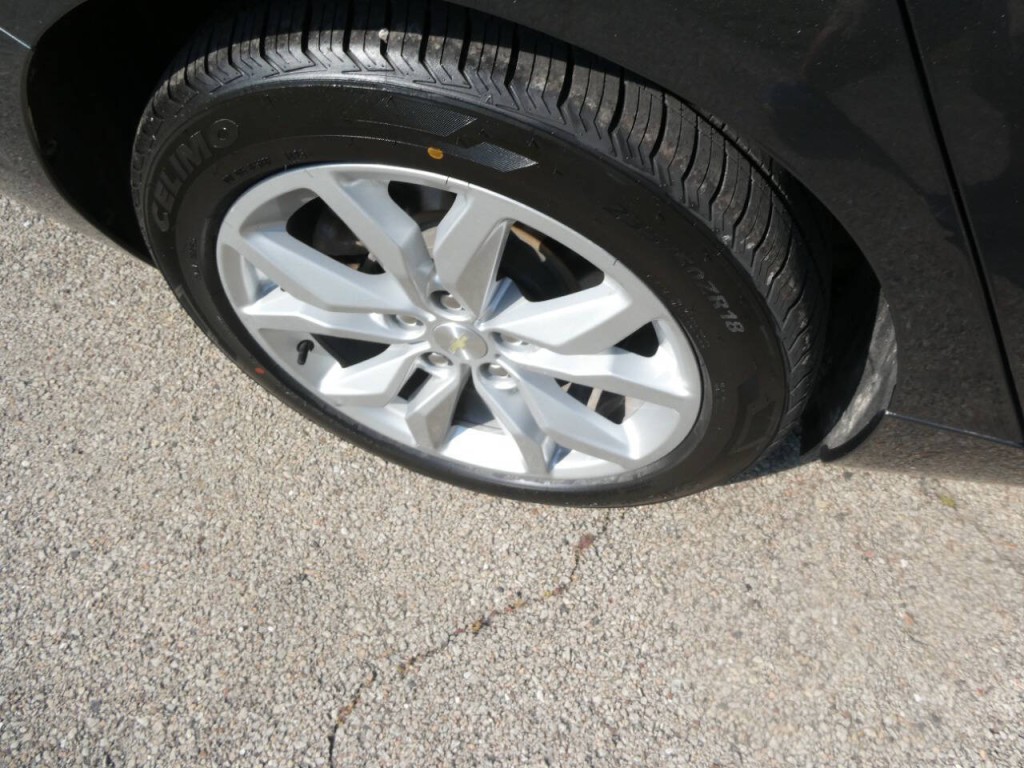 2019 Chevrolet Impala Image 24
