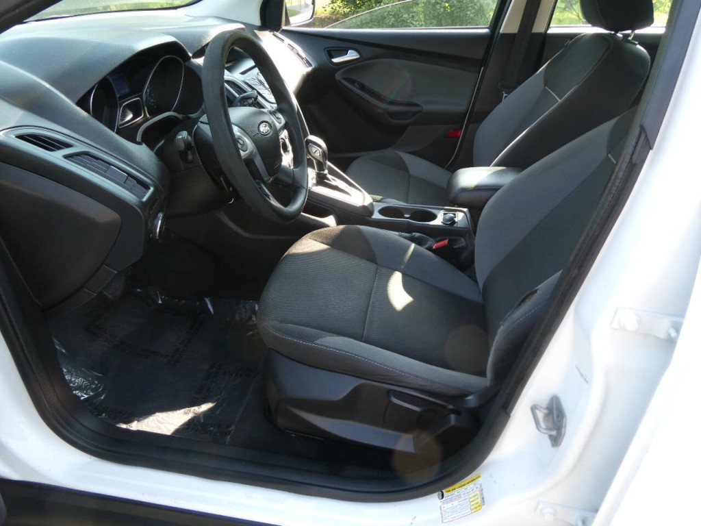 2014 Ford Focus Image 8