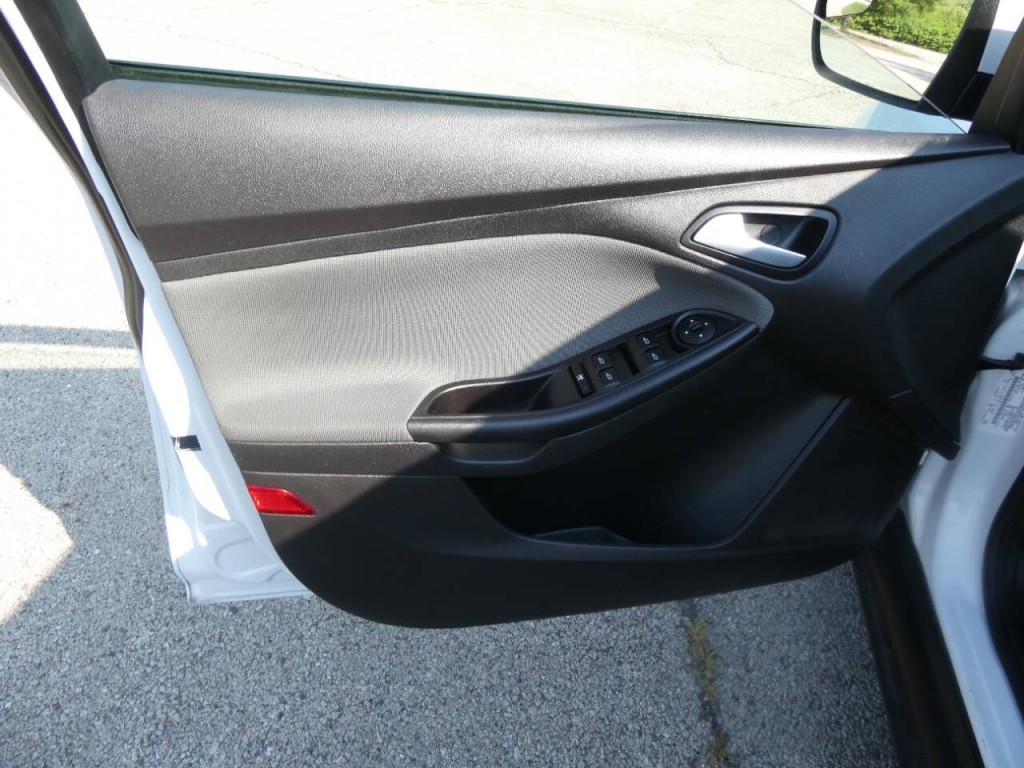 2014 Ford Focus Image 22