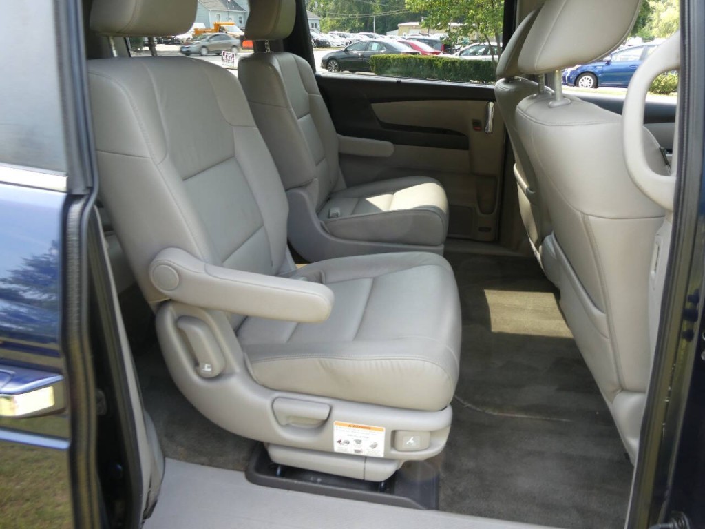 2015 Honda Odyssey Image 22