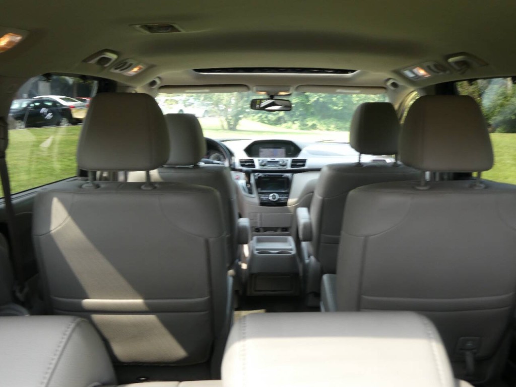 2015 Honda Odyssey Image 24