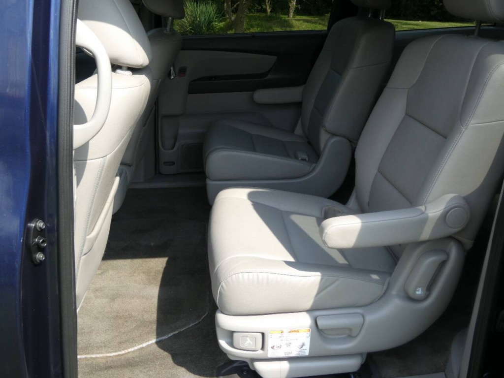 2015 Honda Odyssey Image 25