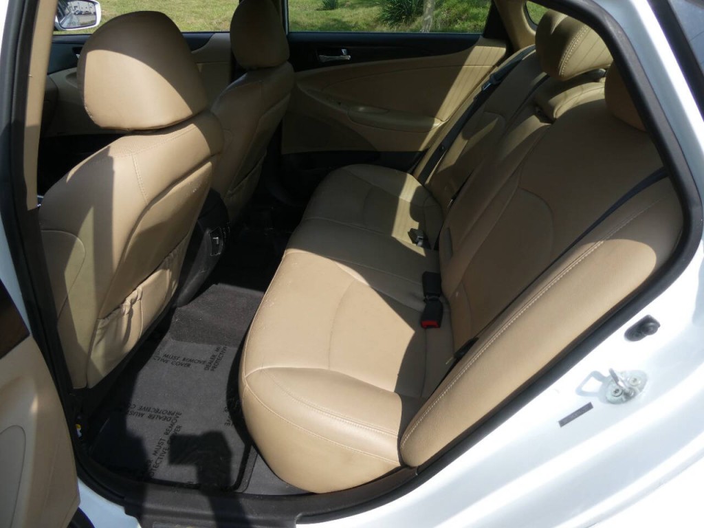 2013 Hyundai Sonata Image 22