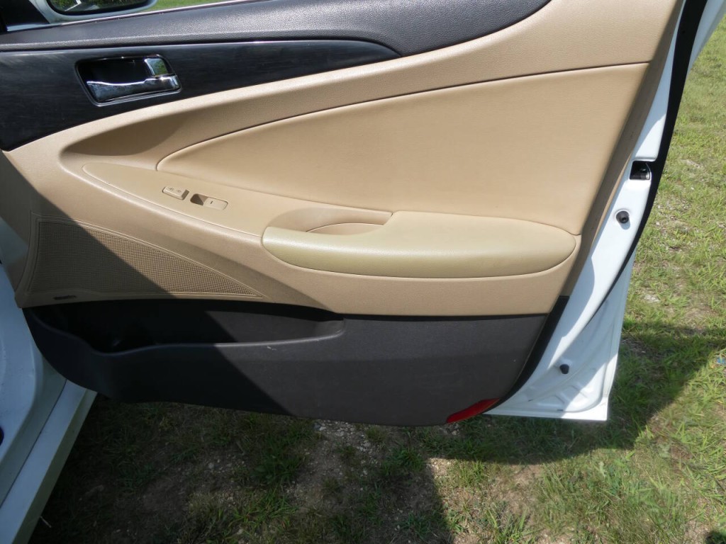 2013 Hyundai Sonata Image 27