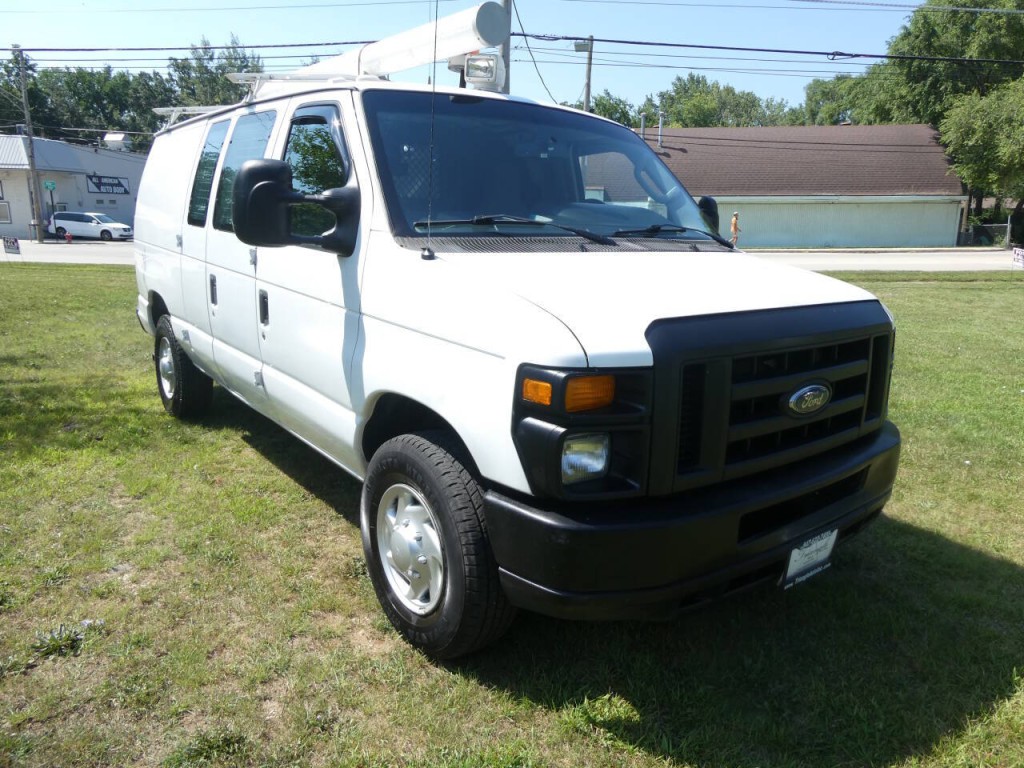 2013 Ford E-Series Image 3