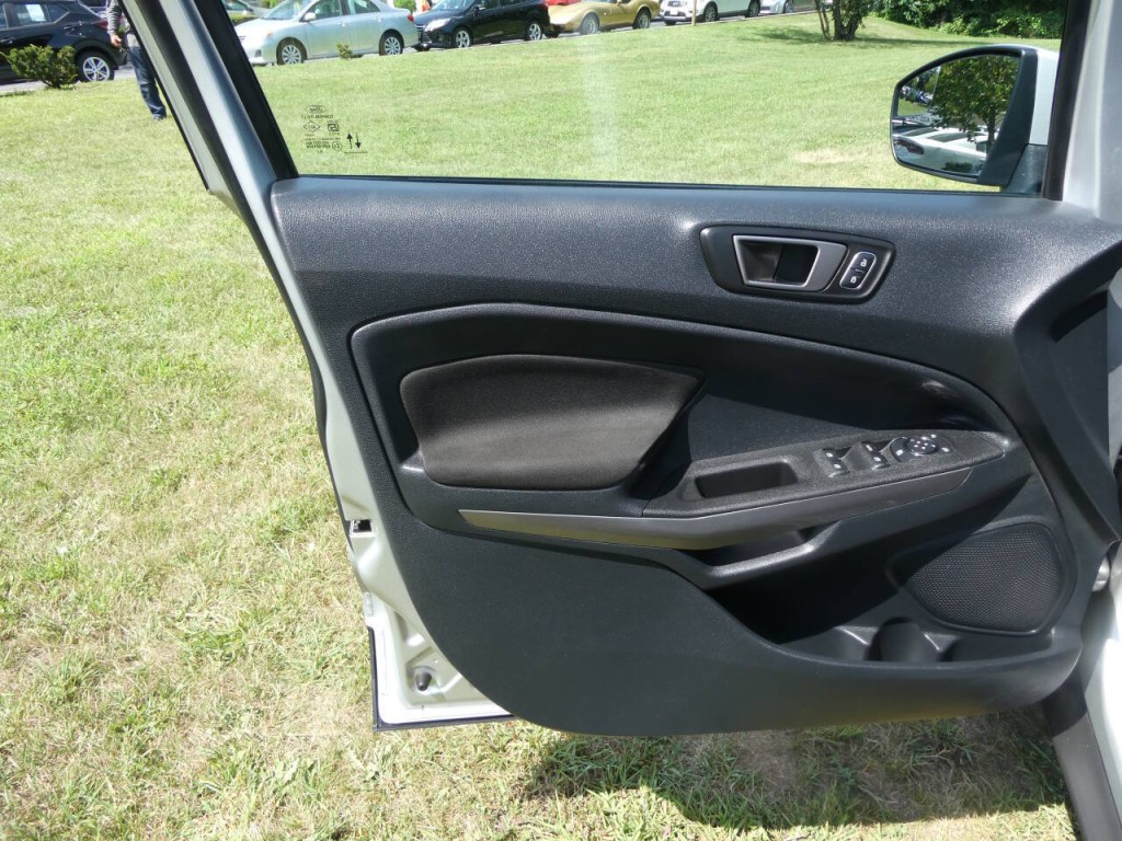 2020 Ford Econoline Image 25