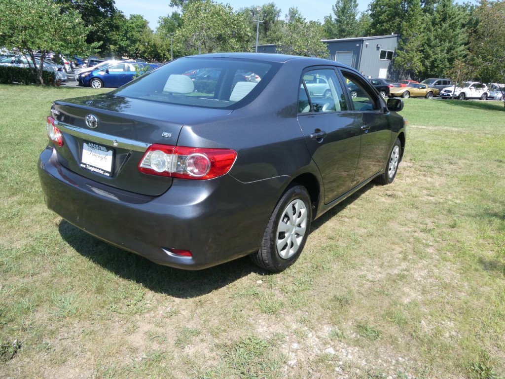 2011 Toyota Corolla Image 4