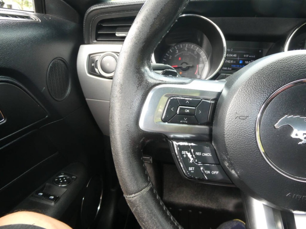 2015 Ford Mustang Image 12