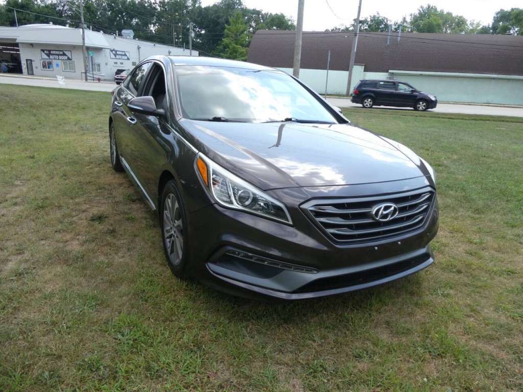 2015 Hyundai Sonata Image 3