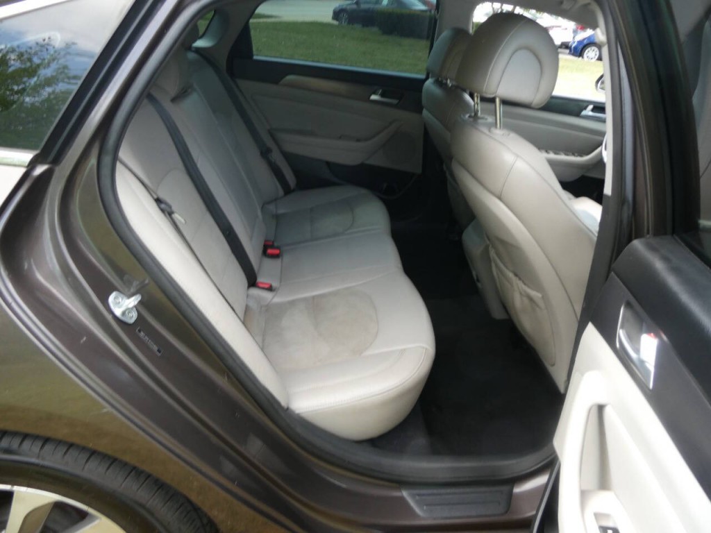 2015 Hyundai Sonata Image 16