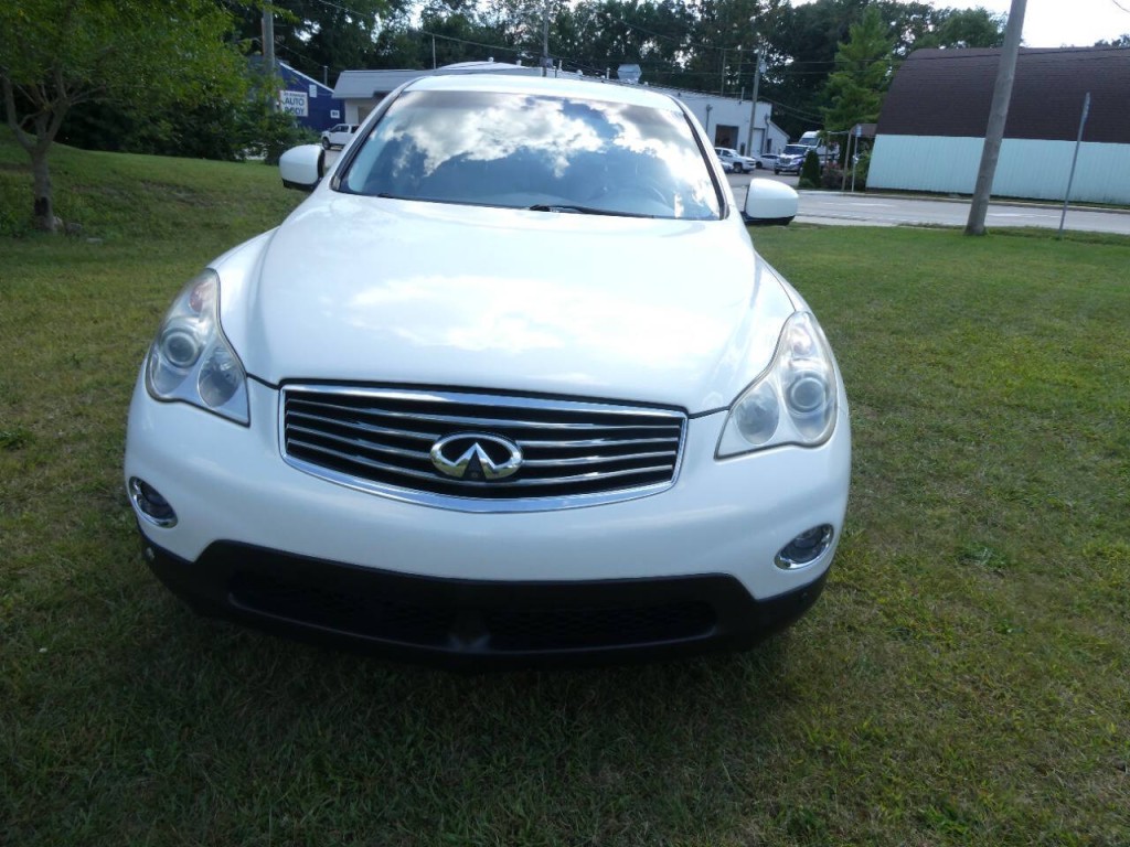2010 INFINITI EX35 Image 2
