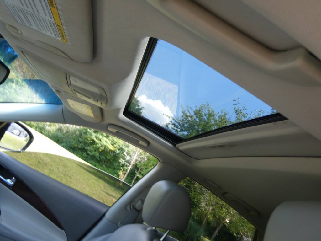 2010 INFINITI EX35 Image 17