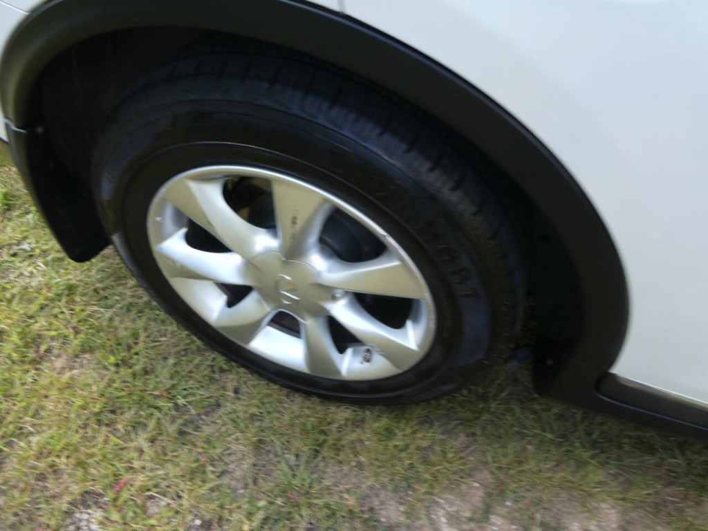 2010 INFINITI EX35 Image 24