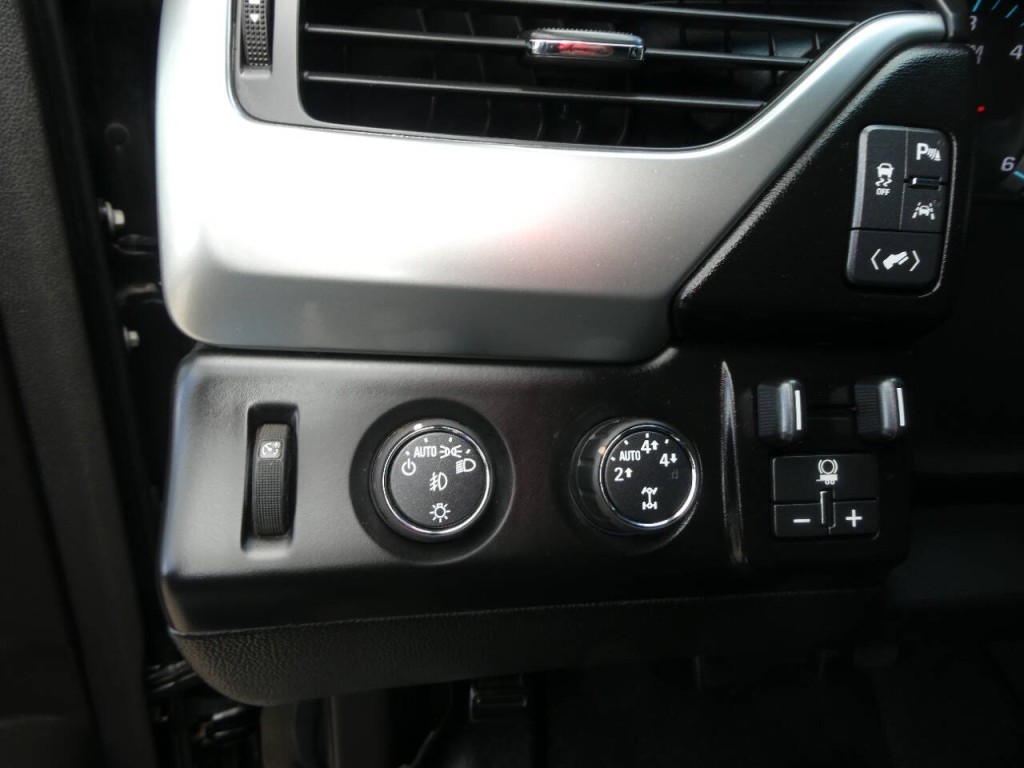 2016 Chevrolet Tahoe Image 19