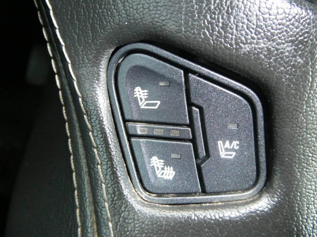 2016 Chevrolet Tahoe Image 20
