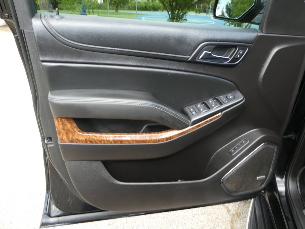 2016 Chevrolet Tahoe Image 30