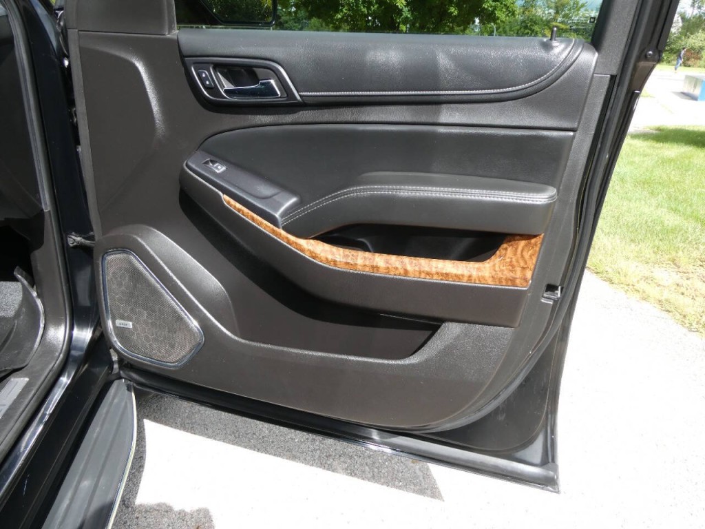 2016 Chevrolet Tahoe Image 31