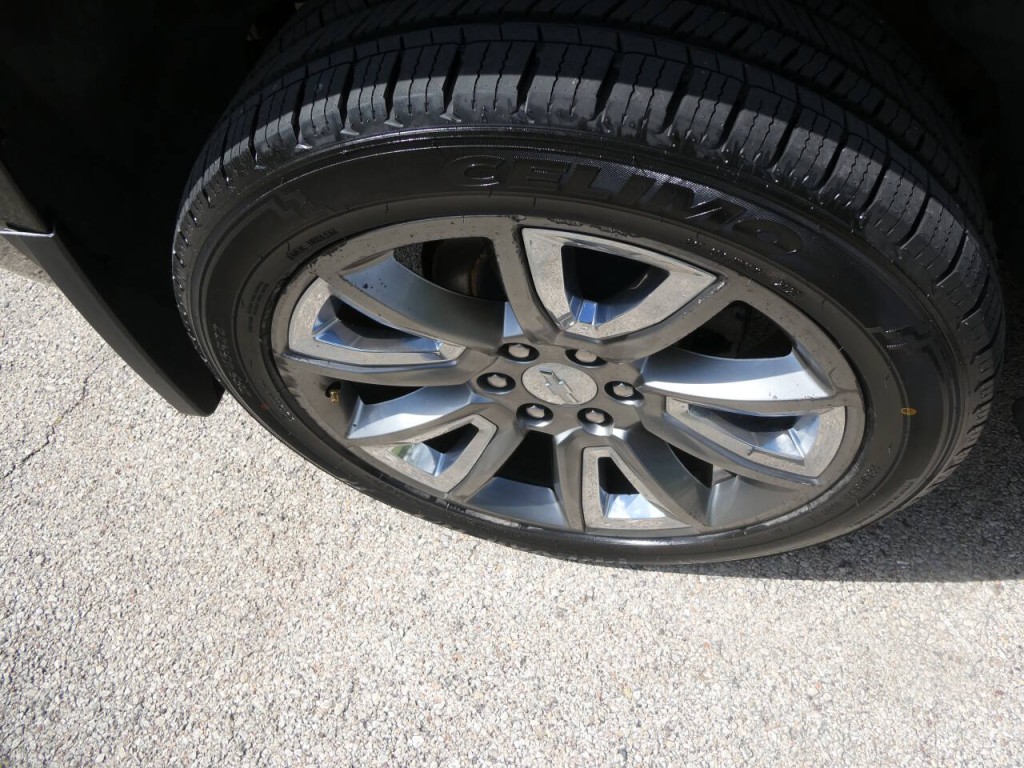2016 Chevrolet Tahoe Image 33