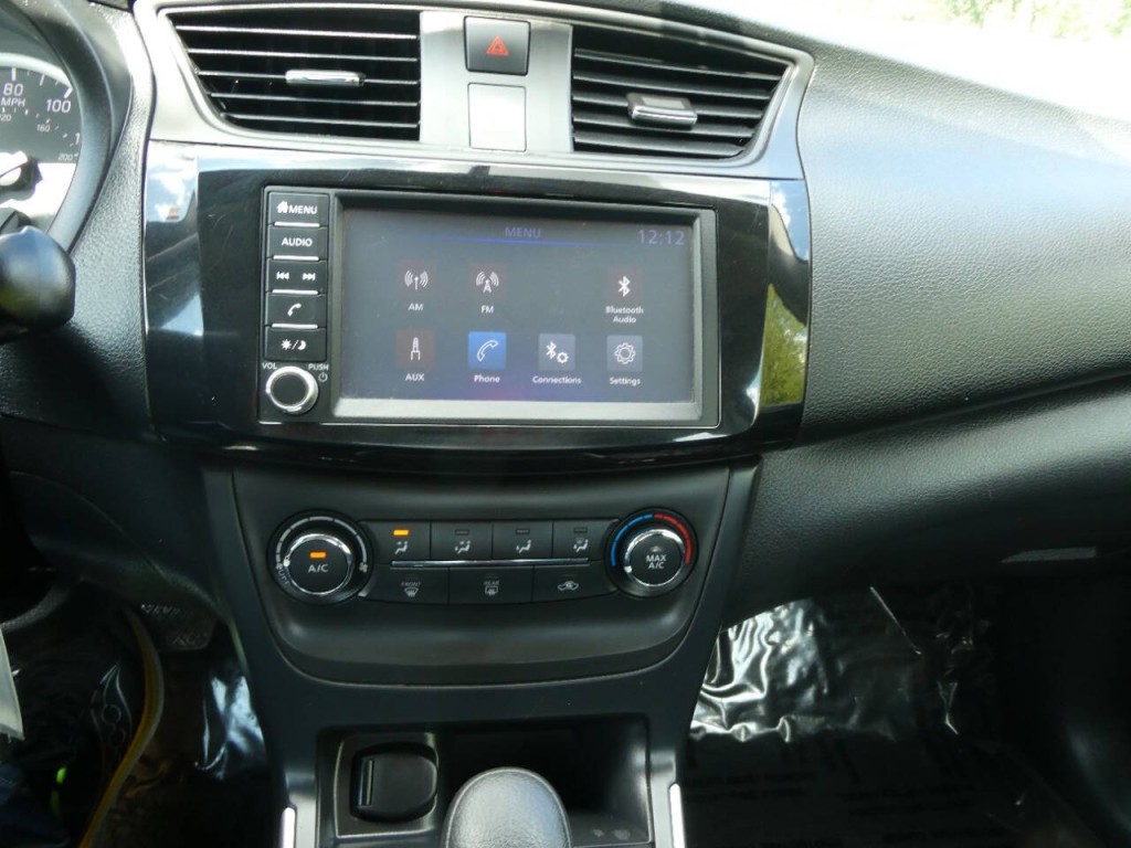 2019 Nissan Sentra Image 16
