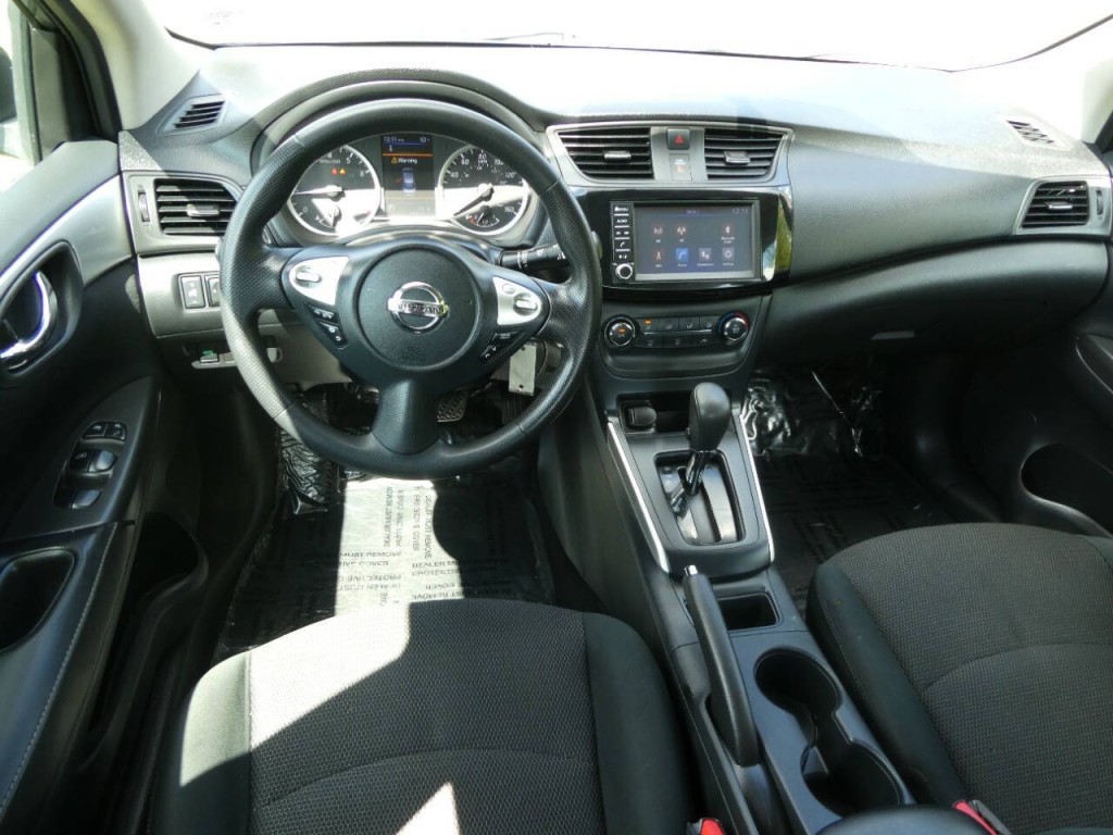 2019 Nissan Sentra Image 9